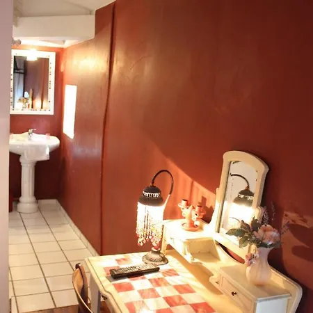 La Maison Des Chartreux