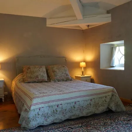 Bed & Breakfast La Maison Des Chartreux 3*